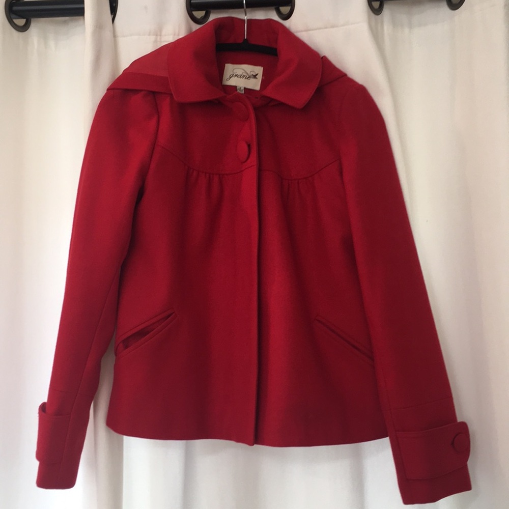 Grande hooded red peacoat